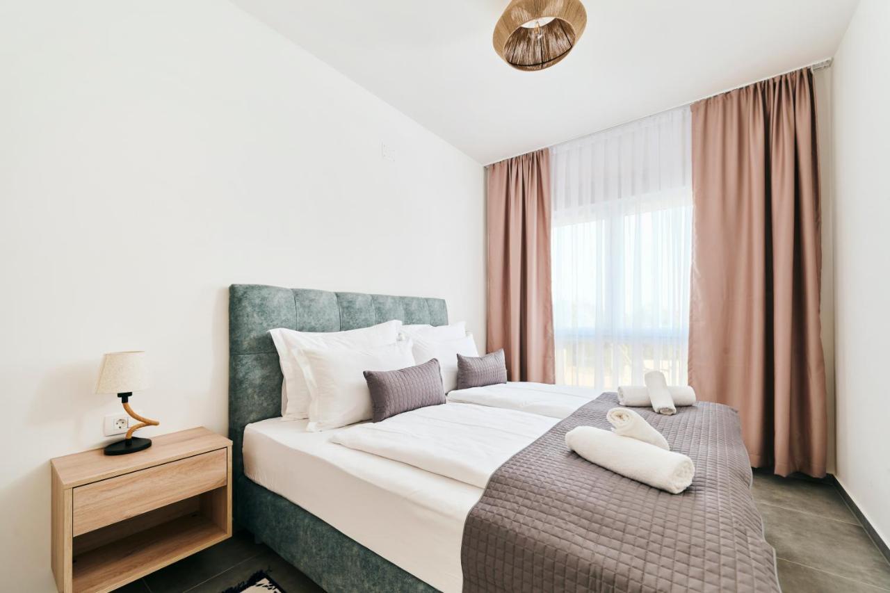 Apartments San Maris Umag Exteriör bild