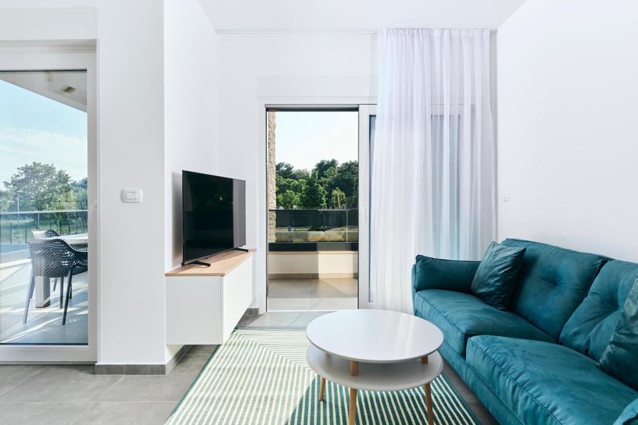 Apartments San Maris Umag Exteriör bild