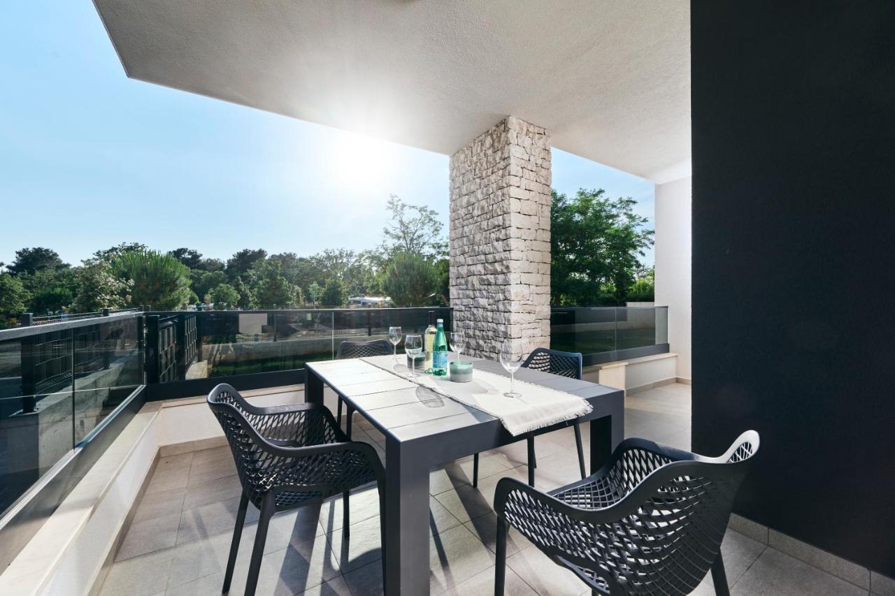 Apartments San Maris Umag Exteriör bild