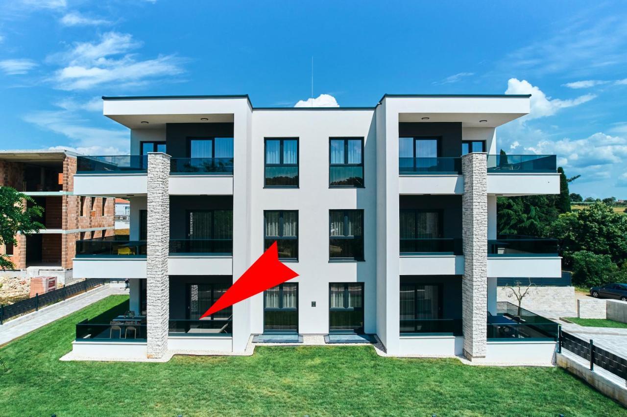 Apartments San Maris Umag Exteriör bild