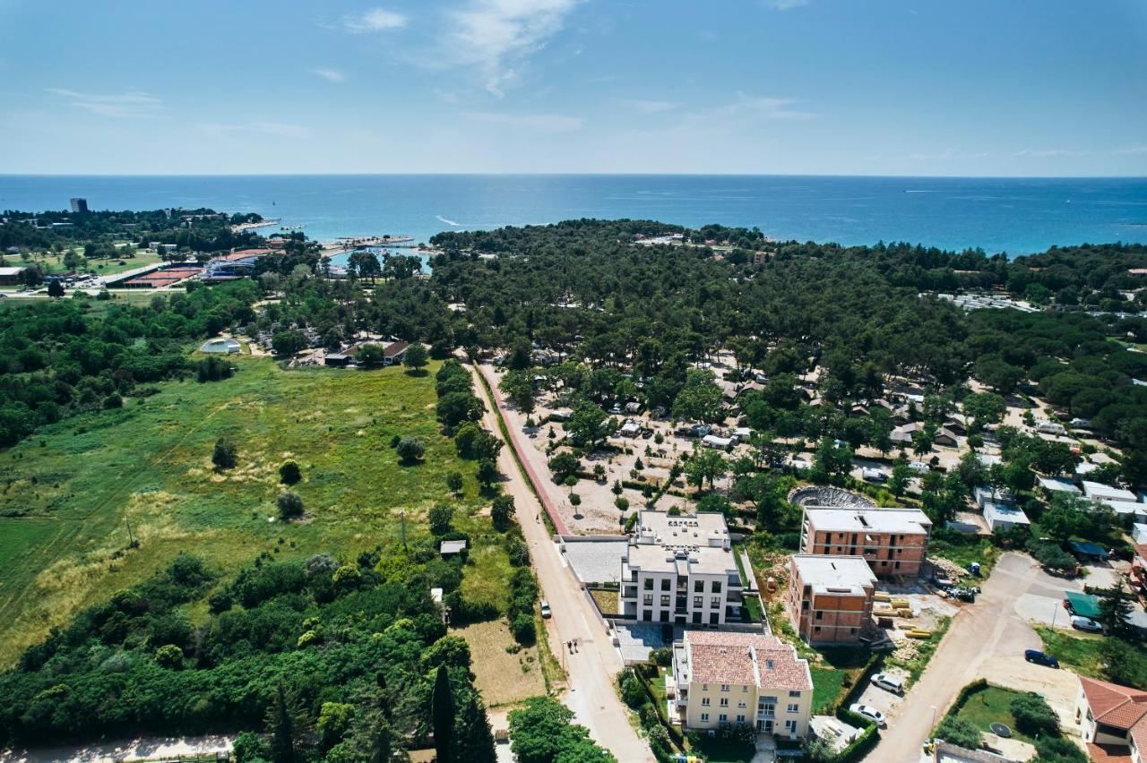 Apartments San Maris Umag Exteriör bild